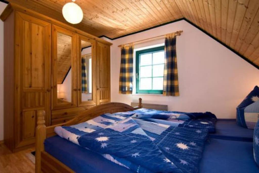 Trollhus - Grosses Familienfreundliches Ferienhaus Born Esterno foto