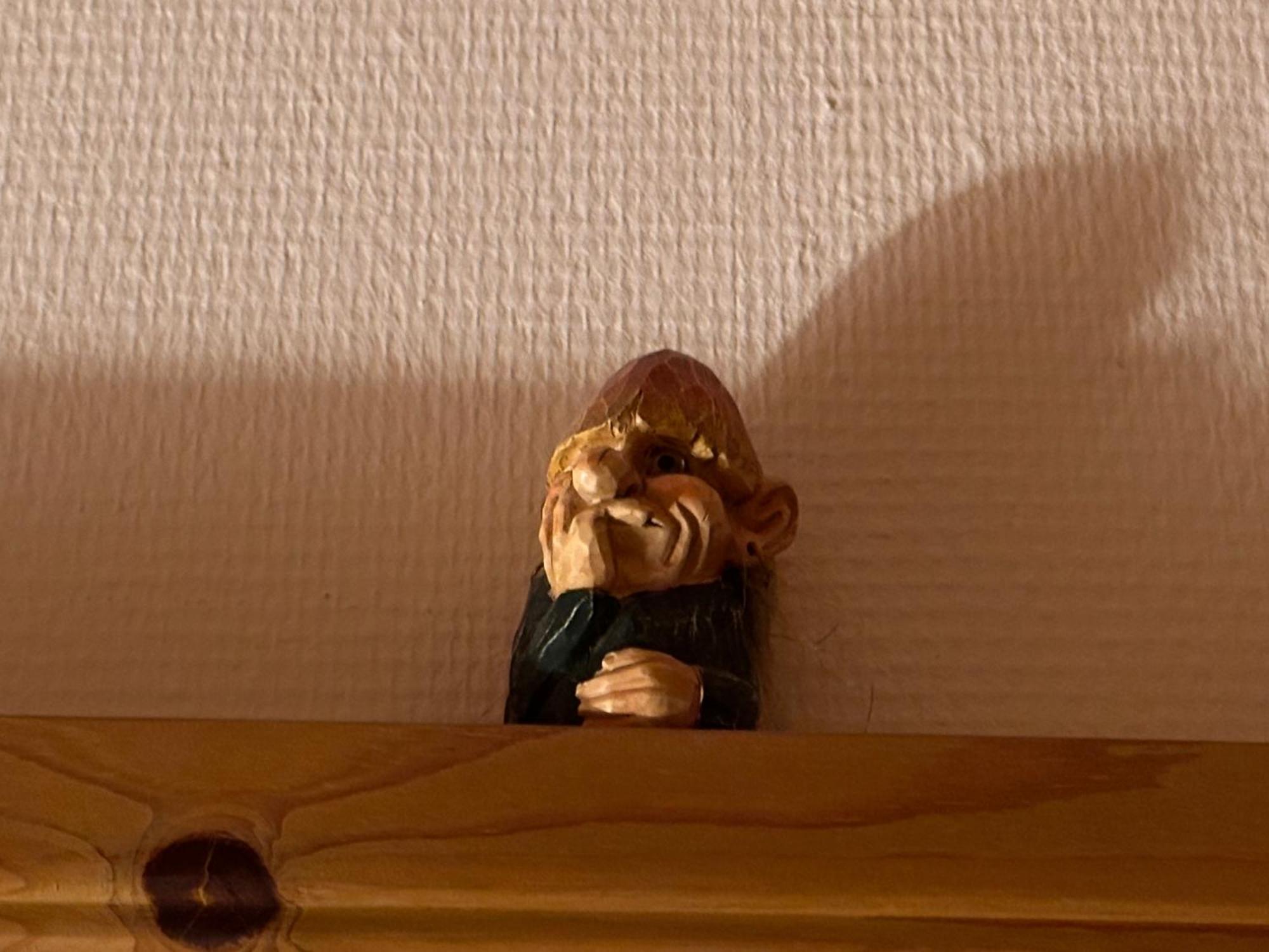 Trollhus - Grosses Familienfreundliches Ferienhaus Born Esterno foto